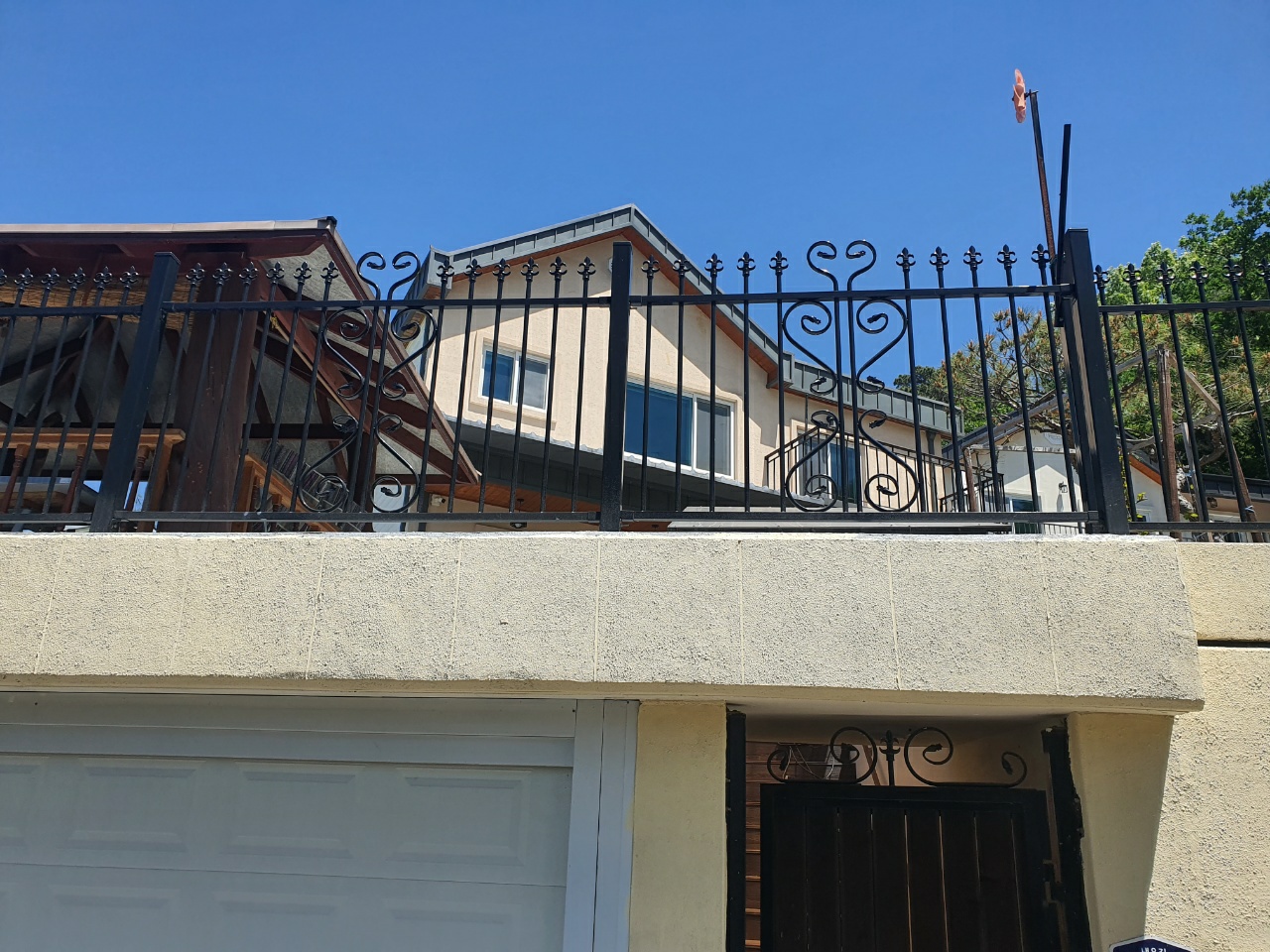 2950055133_uD05baz3_31307b51062702a5da41c523fbe39b0083d5f44d.jpg 이미지크게보기